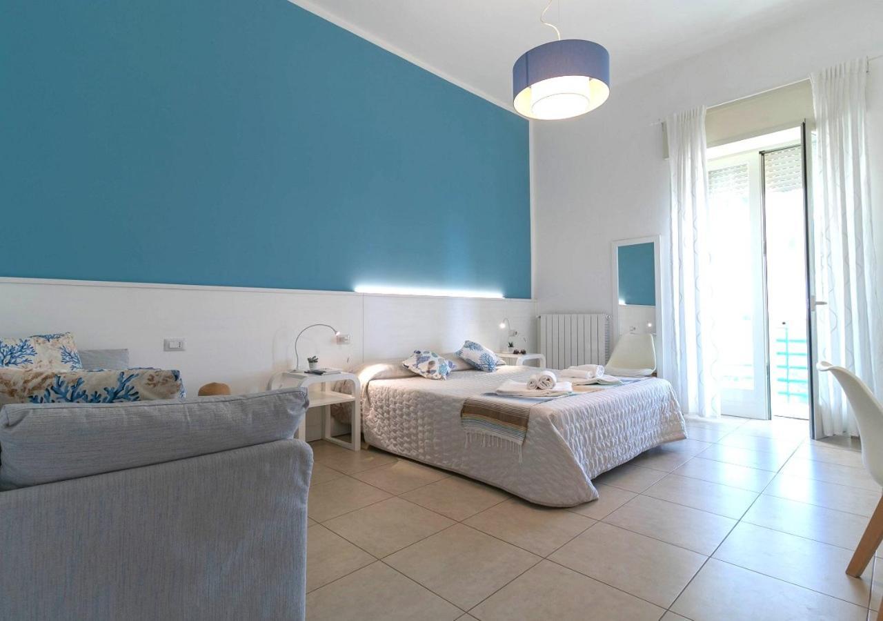 Fronte Mare Rooms By Salentolimit Porto Cesareo Eksteriør billede