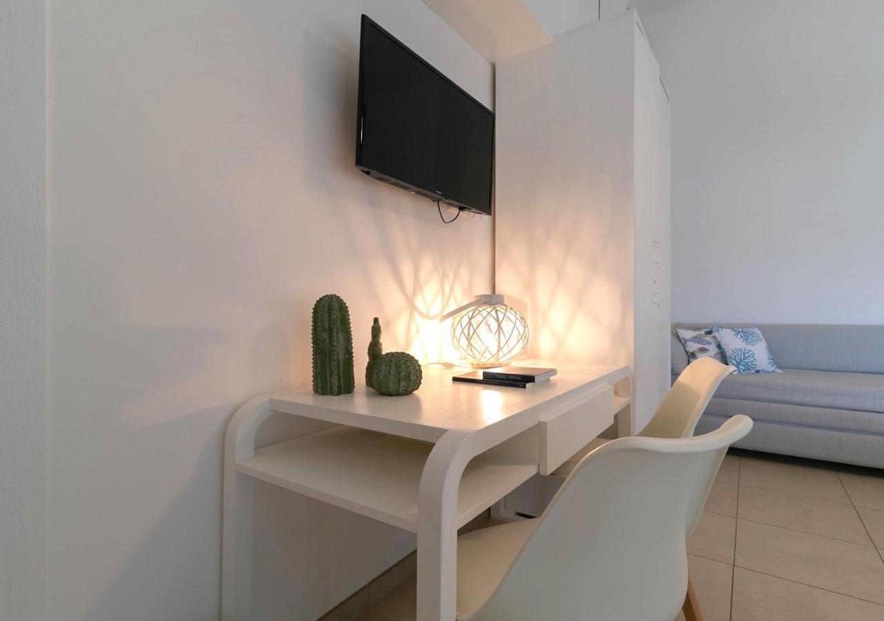Fronte Mare Rooms By Salentolimit Porto Cesareo Eksteriør billede