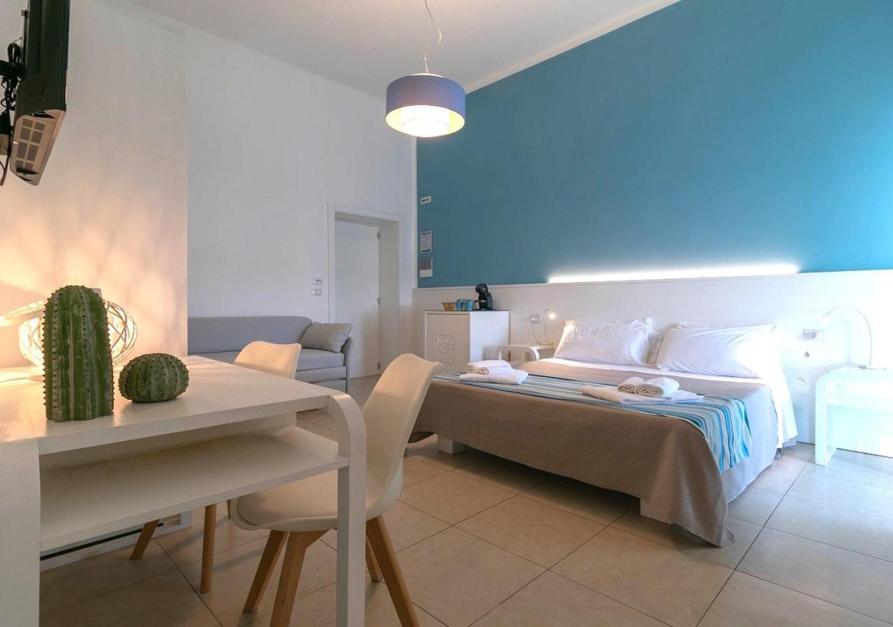 Fronte Mare Rooms By Salentolimit Porto Cesareo Eksteriør billede